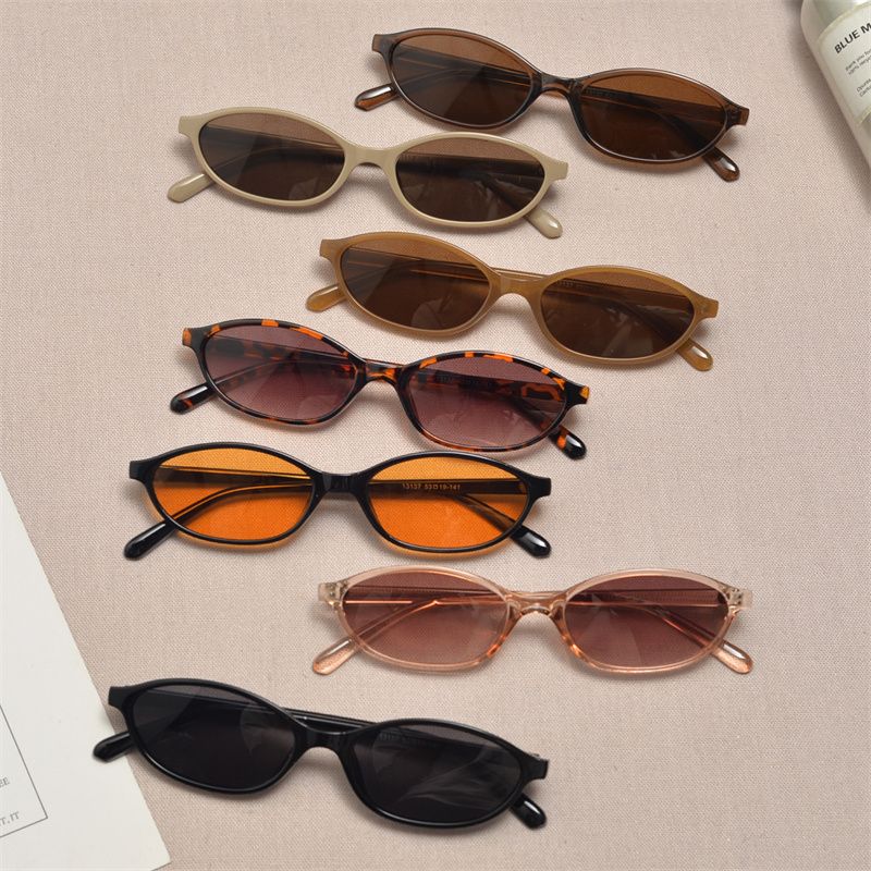 Nouvelles Lunettes de Soleil V - Sunglasses Cat Eye avis et prix